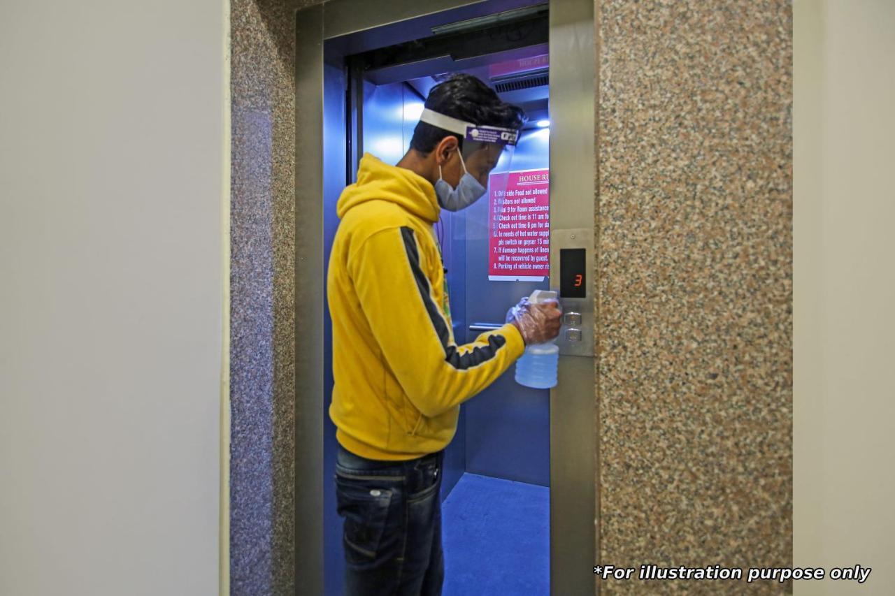 โอโย 4387 โฮเต็ล ทีม พลาซา Hotel นาสิก ภายนอก รูปภาพ
